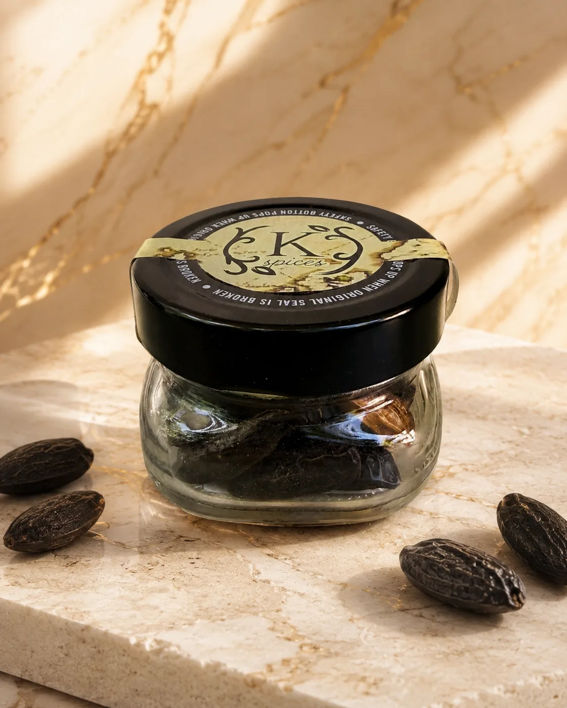 Boabe Tonka, Brazilia, Aroma de vanilie intensa, Borcan – vanilie Bourbon de Madagascar calitate premium KSpices